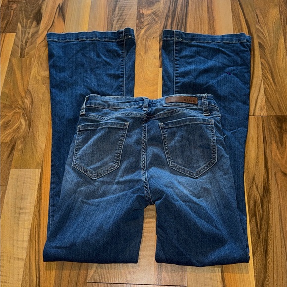 Cello - Picture 3 of 3